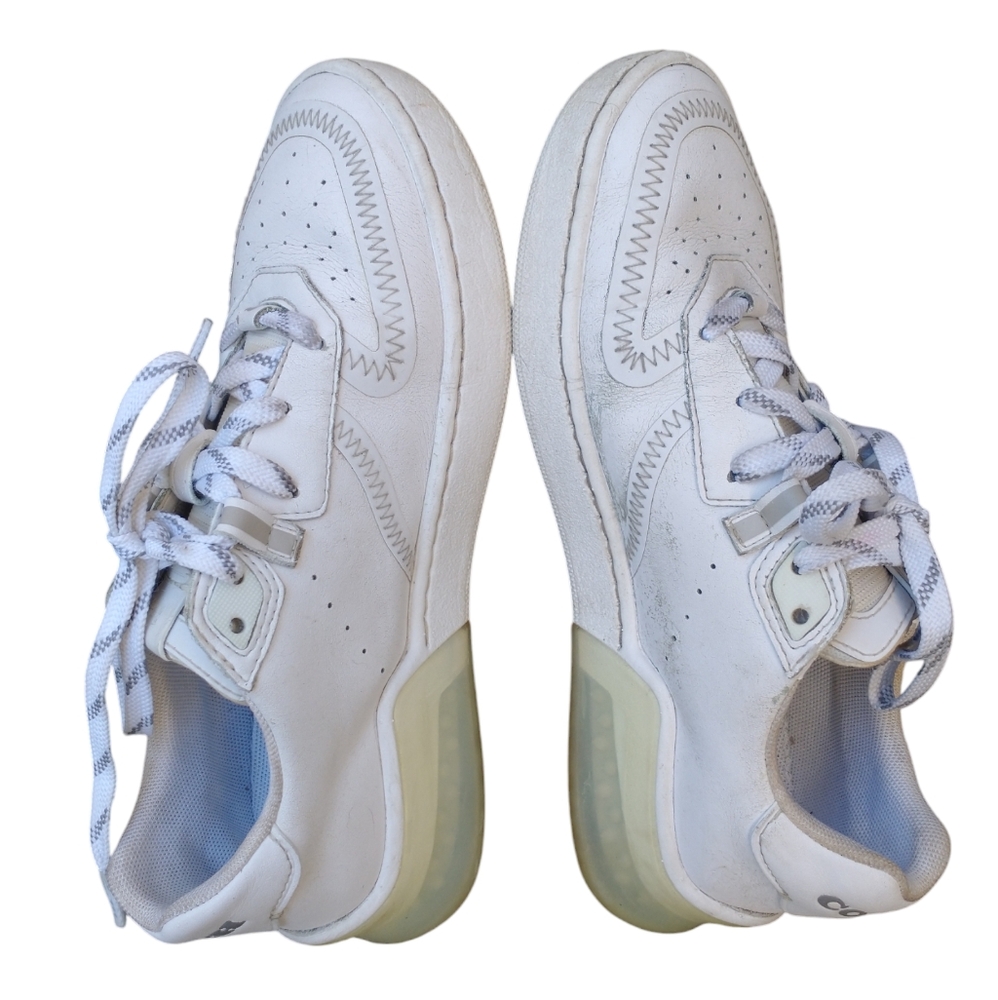 Coach Women's Sneakers. Size-6B - Picture 8 of 13